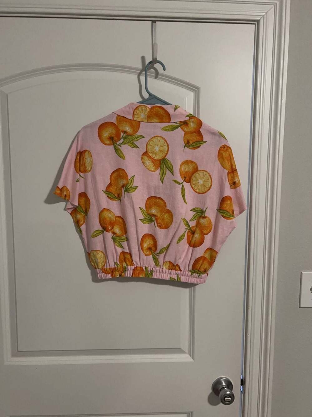 Zara Pink Orange Fruit Print Cropped Button-Down Shirt Size M - Picture 3 of 3